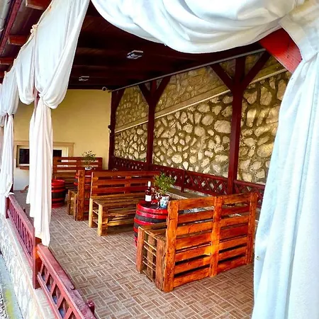 Bed & Breakfast Zoeld Sziget Wellness *