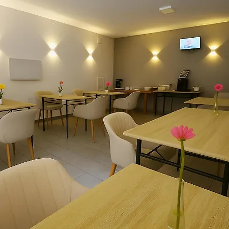 Zoeld Sziget Ueduelohaz B&B