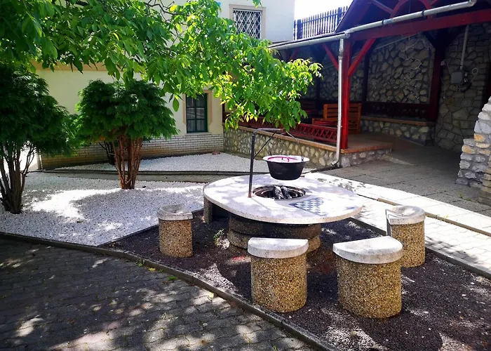 Bed & Breakfast Zoeld Sziget Ueduelohaz